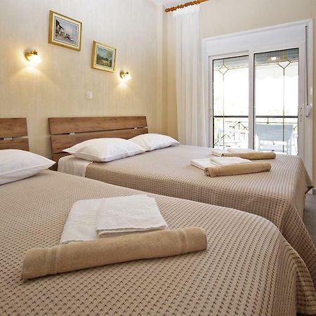 Funbeach Rooms Неос-Мармарас Экстерьер фото